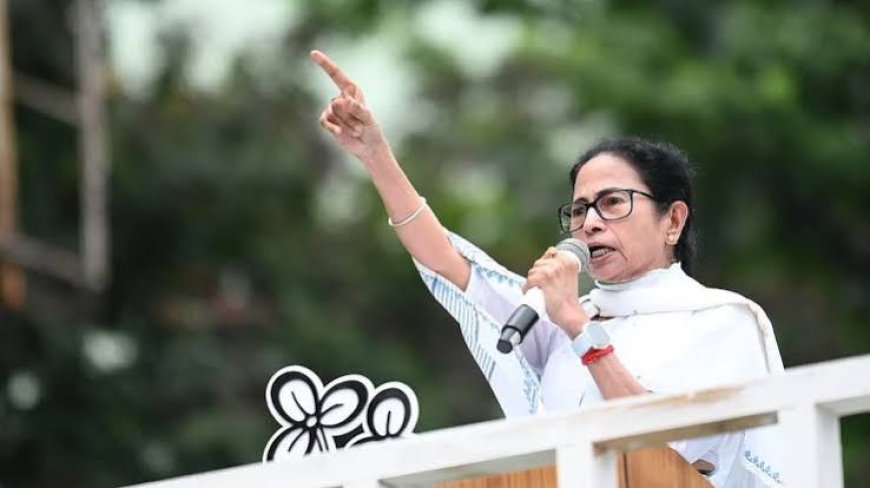 प्रदर्शन के बीच हिरासत में ममता,   विजयन,    बीजेपी बोली- अराजकता की कोशिश