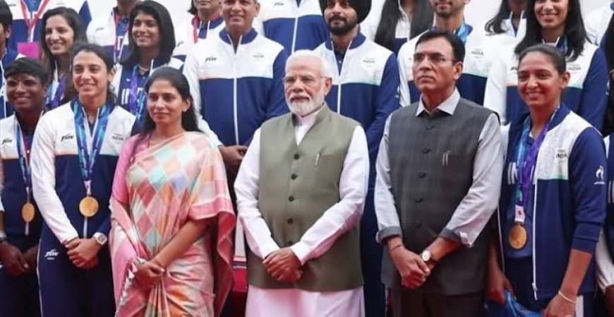 एशियन गेम्स 2026 के भारतीय दल से मिले पीएम मोदी,  कहा - महिलाओं ने जीते 11 गोल्ड,  यह नए भारत की तस्वीर