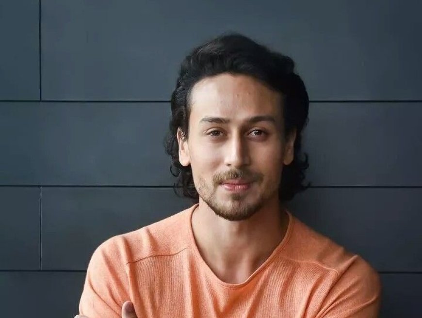 टाइगर श्रॉफ की कार पर गोलियां चलाने वाले हमलावर सीसीटीवी में कैद, बाइक छोड़ भागे तीन हमलावरों की तलाश में जुटी है मुंबई पुलिस, बॊलीवुड में एक बार फिर दरशत