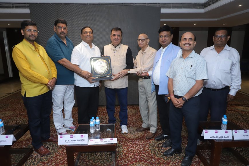 साइबर ठगों से बचना है तो छोटी-सी चूक भी न करें, मोबाइल की लत बच्चों के लिए ड्रग जैसी : रक्षित टंडन